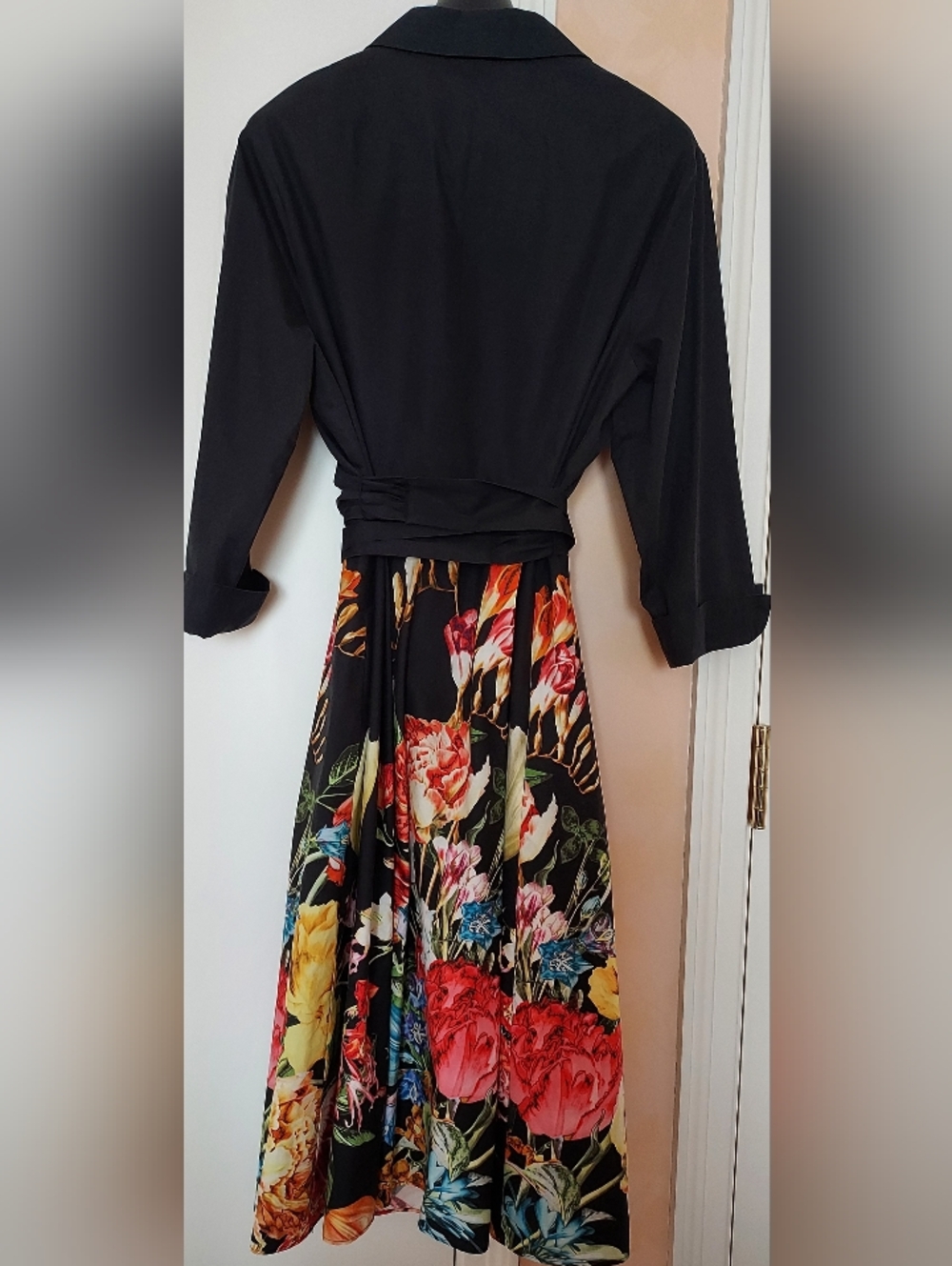 Teri Jon Cotton Shirtwaist Dress with Wrap Bodice and Springy  Floral Skirt, 22 - Picture 5 of 10